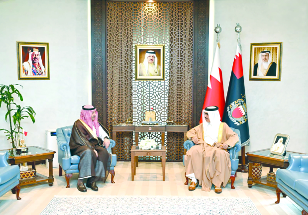 <p>Interior Minister General Shaikh Rashid bin Abdulla Al Khalifa received Saudi Ambassador Naif bin Bandar Al Sudairi. </p><p>The minister commended the longstanding ties between the two kingdoms and their mutual commitment to developing co-operation. </p><p>Both sides reviewed security co-operation, co-ordination and topics of common interest.</p>